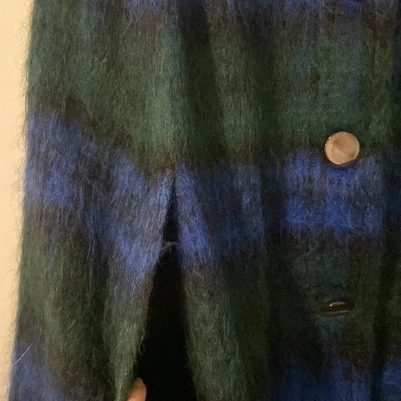 Scottish plaid wool cape and skirt set - Picture 2 of 4